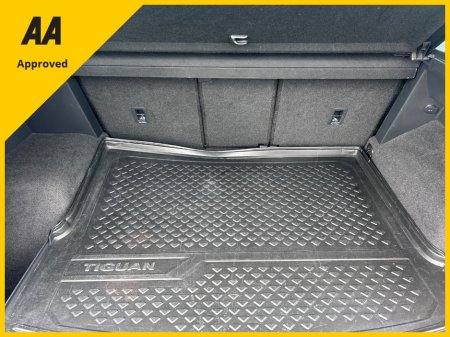 2019 Volkswagen Tiguan - thumbnail 25