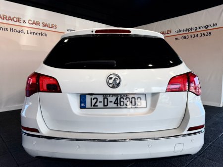 2012 Opel Astra - thumbnail 6