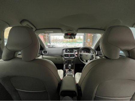 2016 Volvo V40 - thumbnail 13