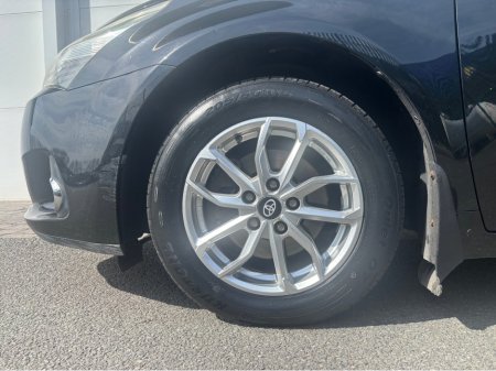 2014 Toyota Avensis - thumbnail 13