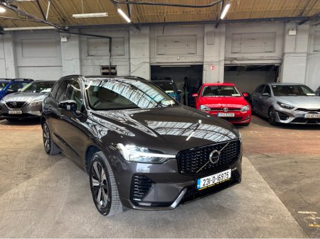2023 Volvo XC60 - thumbnail 2