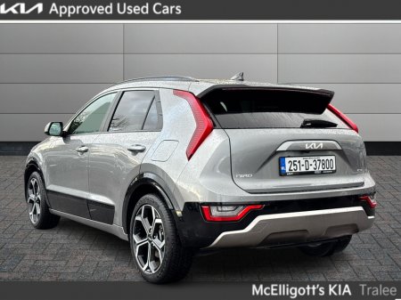 2025 Kia Niro HEV SEM €36,895
