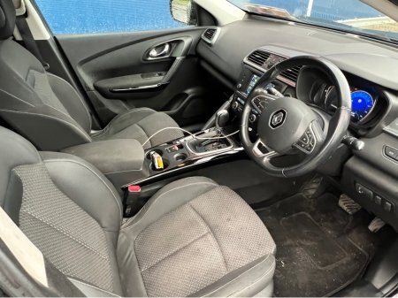 2017 Renault Kadjar 1.5 DCI DYNAMIQUE NAV 5 5DR A 110BHP AUTO €13,900 thumbnail