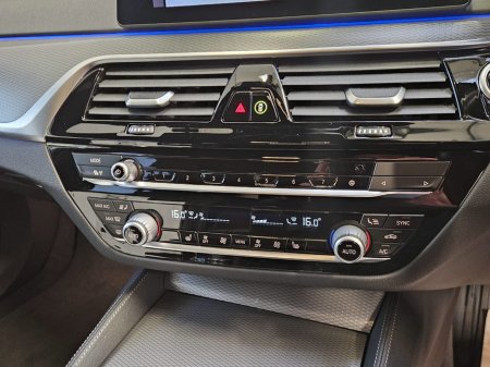 2020 BMW 5 Series  €31,950 thumbnail