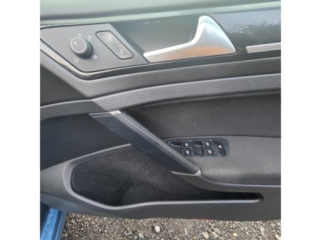 2017 Volkswagen Golf 1.4 TSI 3DR 150HP Highline €15,950 thumbnail