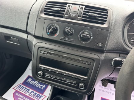 2012 Skoda Fabia AMBITION 1.2 HTP 60HP 4DR LOW KM €5,999 thumbnail