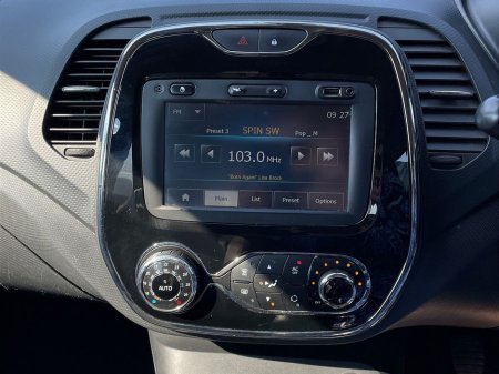 2014 Renault Captur dCi 90 S&S INTENSE €5,950 thumbnail