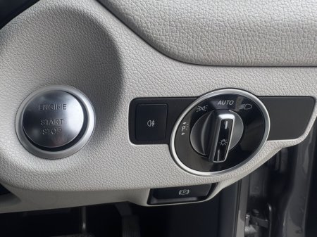 2016 Mercedes-Benz GLA Class - thumbnail 36