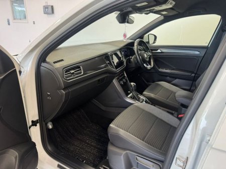 2021 Volkswagen T-Roc 2.0 TDI 150bhp R-Line DSG €26,995 thumbnail