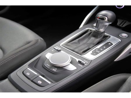 2018 Audi Q2 1.0 TFSI S-TRONIC 115BHP *REVERSE CAM*PARK SENSORS*DIG DASH* €21,490 thumbnail