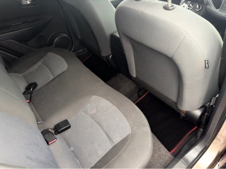 2012 Nissan Qashqai 1.6 CVT XE €4,950 thumbnail