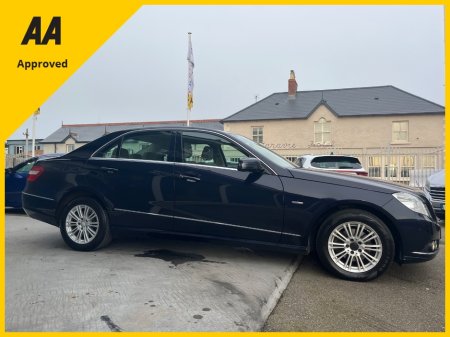 2010 Mercedes-Benz E Class - thumbnail 4