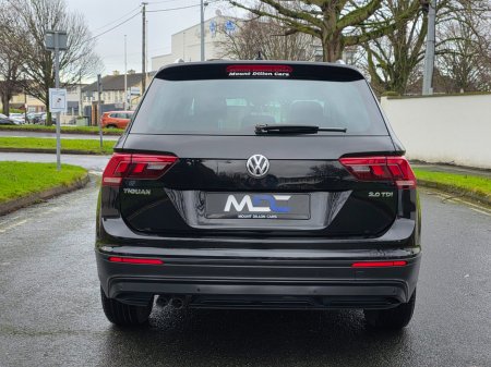 2017 Volkswagen Tiguan 2.0 TDI 150HP BMT Comfortline €13,999 thumbnail
