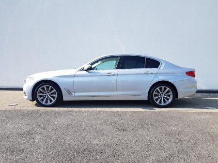 2019 BMW 5 Series - thumbnail 4