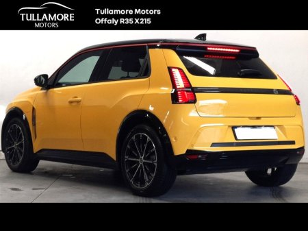 2025 Renault 5 EV50 150hp Iconic €32,490