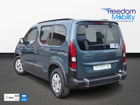 2024 Peugeot Rifter - thumbnail 3