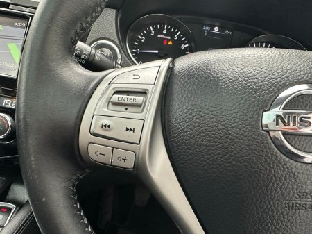 2017 Nissan Qashqai - thumbnail 24