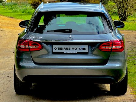 2018 Mercedes-Benz C Class - thumbnail 2