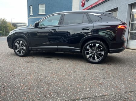 2025 MG HS - thumbnail 9