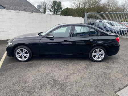 2016 BMW 3 Series - thumbnail 5