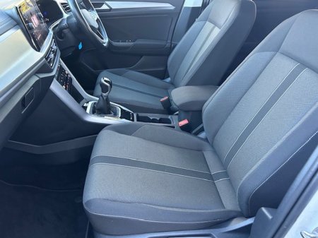 2023 Volkswagen T-Roc 2.0 TDI 116HP Life rear view Camera Low mileage €29,995 thumbnail