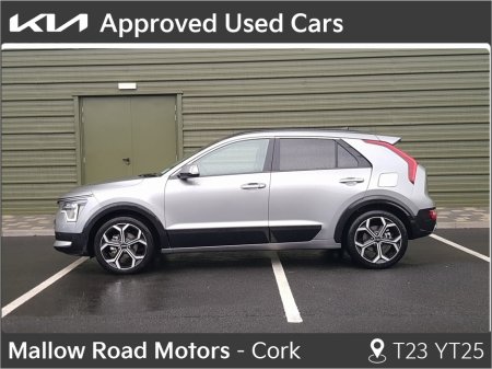 2025 Kia Niro HEV SEM €34,950 thumbnail