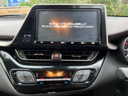 2018 Toyota C-HR 1.8 HYBRID // SERVICE HISTORY // 18" DIAMOND CUT ALLOYS // ADAPTIVE CRUISE CONTROL €17,750 thumbnail