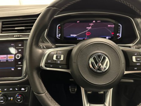 2019 Volkswagen Tiguan - thumbnail 28