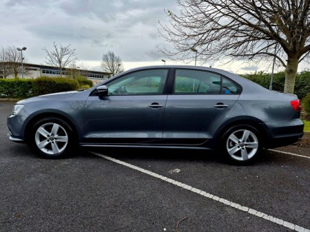 2015 Volkswagen Jetta - thumbnail 6