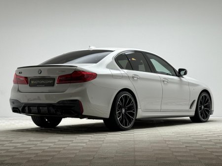 2018 BMW 5 Series 520i M SPORT €23,990 thumbnail