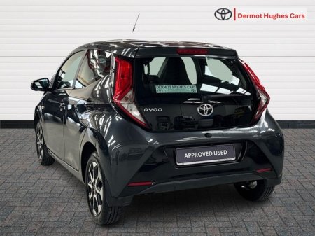 2021 Toyota Aygo - thumbnail 2