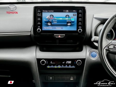 2021 Toyota Yaris Cross AUTOMATIC CITY SUV €23,950 thumbnail