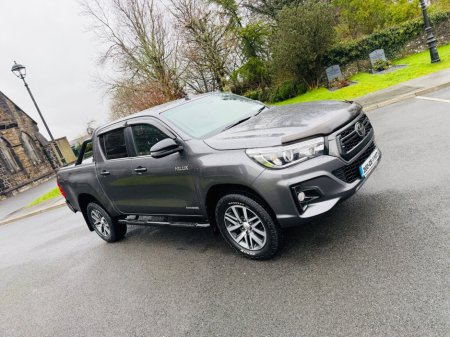 2020 Toyota Hilux  thumbnail