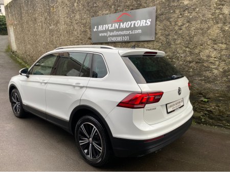 2017 Volkswagen Tiguan 2.0 TDi SE €17,995 thumbnail