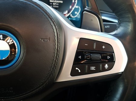 2022 BMW 5 Series - thumbnail 16