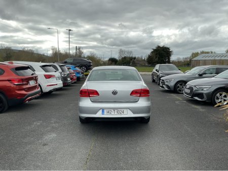 2014 Volkswagen Passat - thumbnail 8