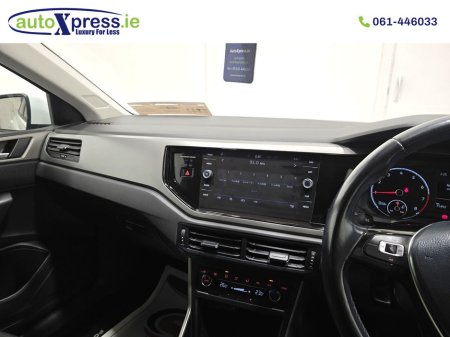 2019 Volkswagen Polo 1.0 TSI Automatic €18,495 thumbnail