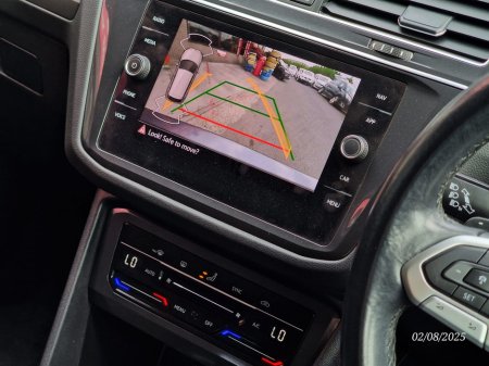 2022 Volkswagen Tiguan - thumbnail 5