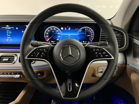 2026 Mercedes-Benz GLE Class 400e Sport Edition 4Matic - 21 Inch Alloys - Side Steps - Reversing Camera - Ambient Lighting - Sat Nav - Climate Control - Electric Heated Memory Seats - Keyless Start - Apple CarPlay/Android Auto €116,320 thumbnail