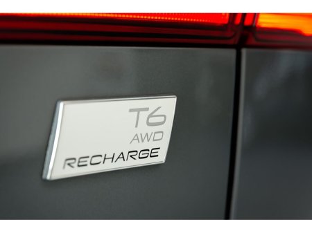2022 Volvo XC60 T6 CORE BRIGHT SUNROOF 350BHP AWD €42,899 thumbnail