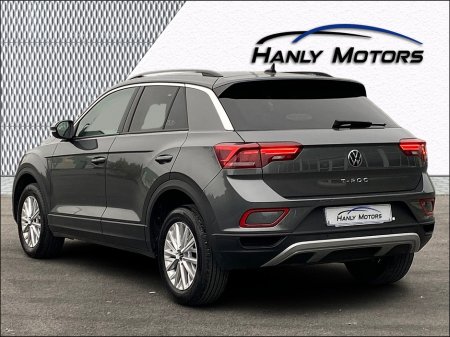 2024 Volkswagen T-Roc - thumbnail 6