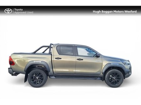 2025 Toyota Hilux 2.8D4D INVINCIBLE + VAT €53,655 thumbnail
