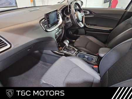 2024 Kia Ceed 1.6 GDI PHEV - Rear Parking Sensors & Camera, Auto Lights & Wipers, Cruise Control, Apple Carplay & Android Auto €28,995