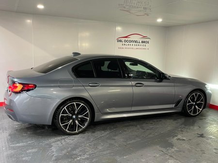 2021 BMW 5 Series - thumbnail 17