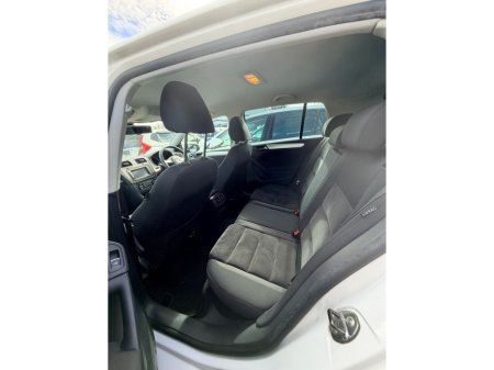 2012 Volkswagen Golf - thumbnail 7