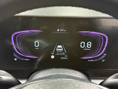 2025 Kia Sportage - thumbnail 17