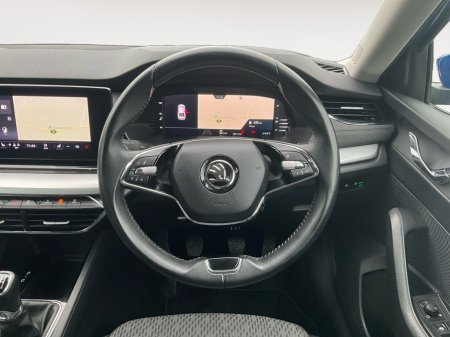 2023 Skoda Octavia STYLE 2.0 TDI 115HP 5DR €30,000 thumbnail