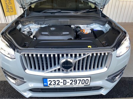2023 Volvo XC90 2.0 T8 CORE 455BHP 5DR 7S €54,950 thumbnail