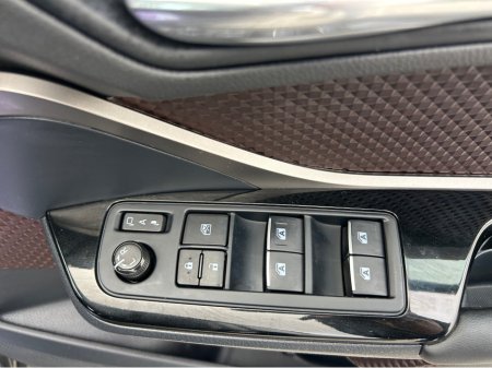 2018 Toyota C-HR - thumbnail 11