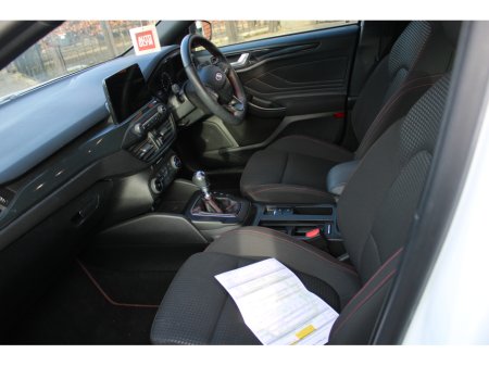 2020 Ford Focus ST-LINE 1.5 TD 120 BHP €19,950 thumbnail